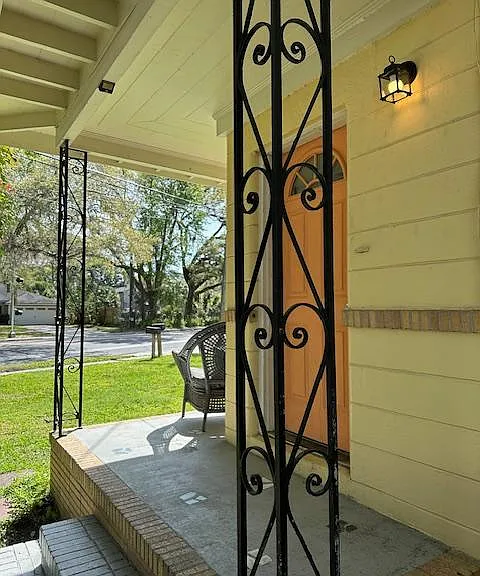 upstairs entrance