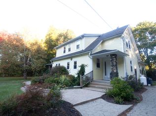 80 Essex Rd, North Kingstown, RI 02852