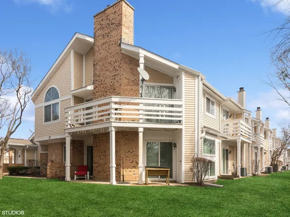 1027 Courtland Dr #1027, Buffalo Grove, IL 60089
