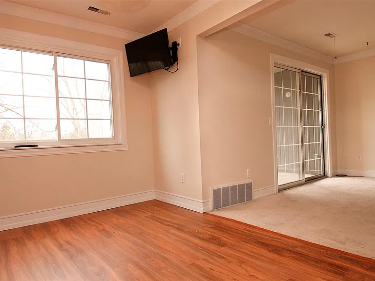 480 Baldwin Ave #20 — Photo 6