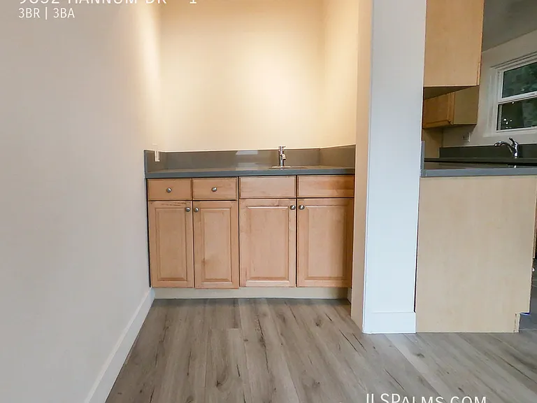 9832 Hannum Dr #1 — Photo 4