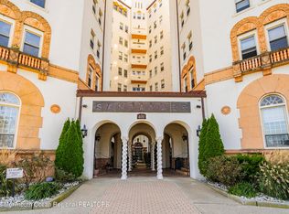 400 Deal Lake Dr APT 2J, Asbury Park, NJ