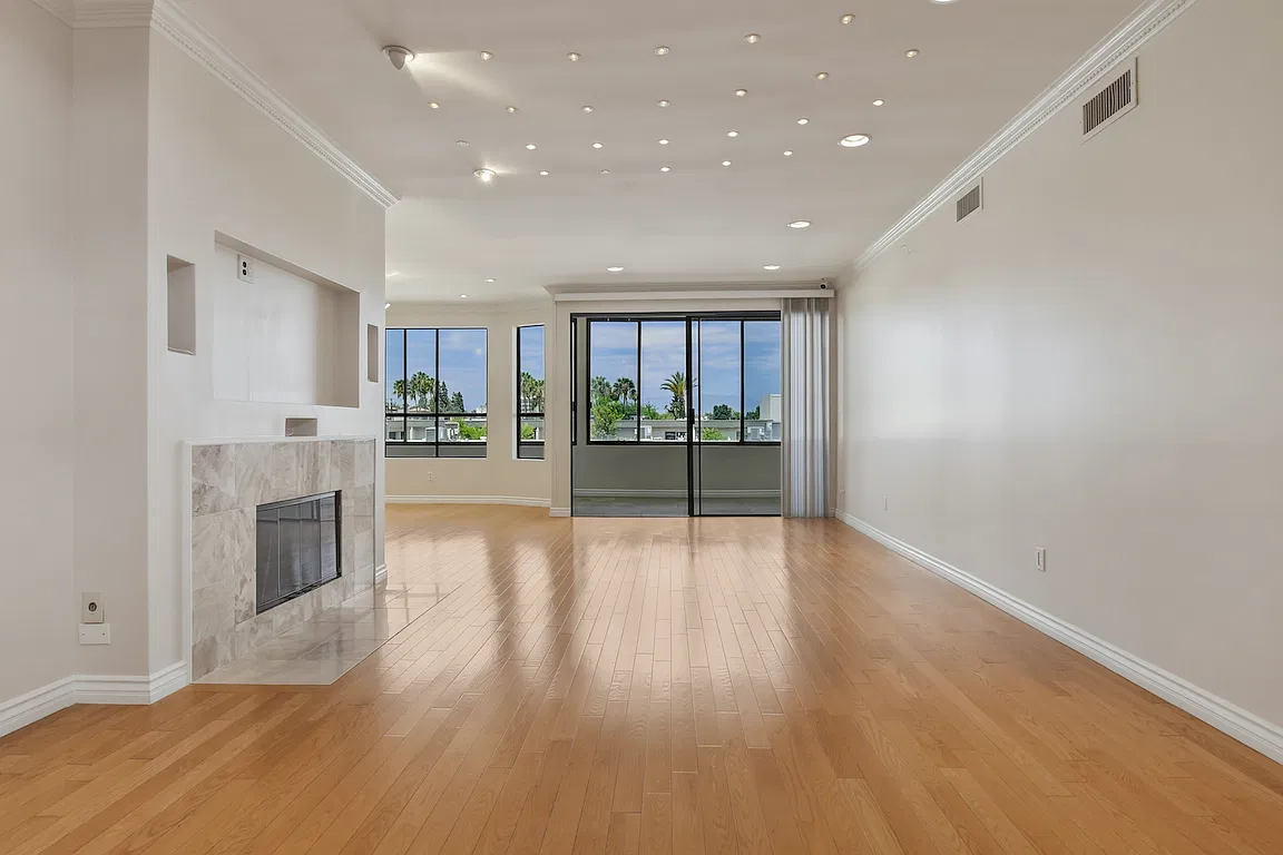2 bed, 2000 sqft, $4,500 — Photo 4