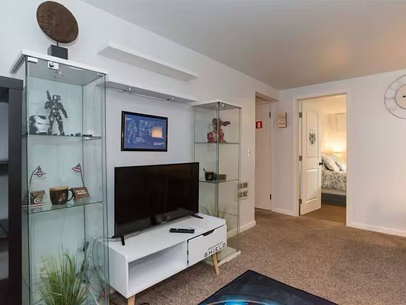 5th image of 24029 24th Ave S #A