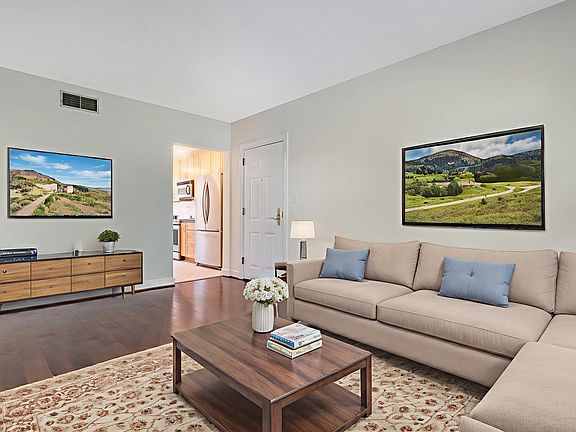 2nd image of 504 Bashford Ln Unit 3121