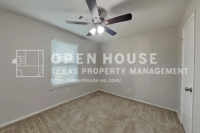 4102 Sand Ripple Ln — Photo 12