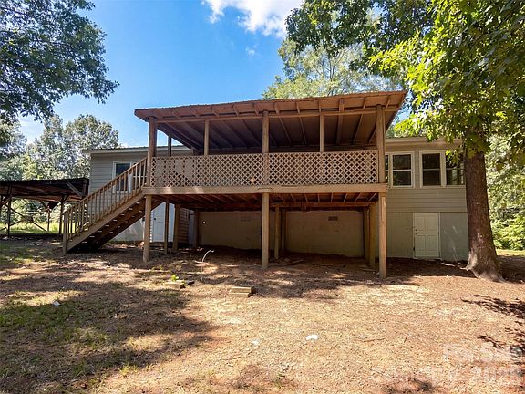 5th image of 1018 Wade Rorie Rd