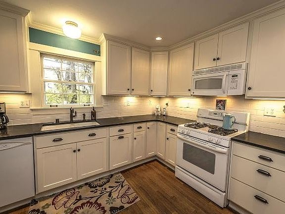 5th image of 1648 N 122nd St
