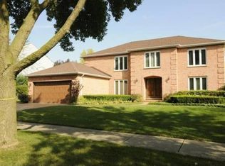 716 W Whiting Ln, Arlington Heights, IL 60004