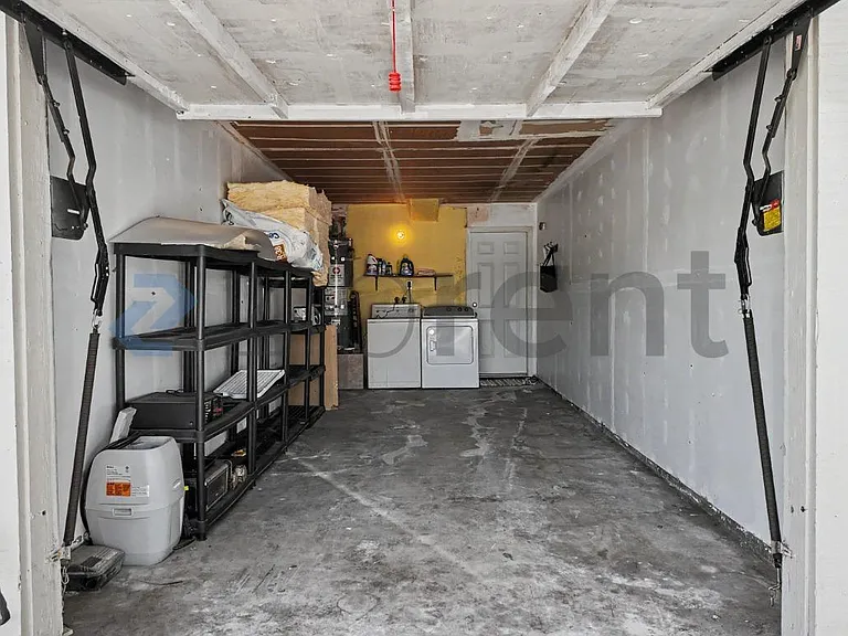 1812 Cirby Way #B — Photo 34