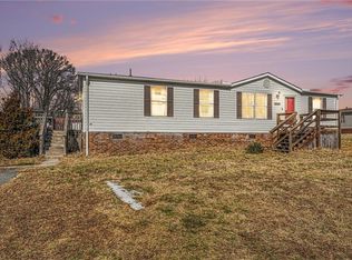 1160 Sandy Cross Rd, Reidsville, NC 27320