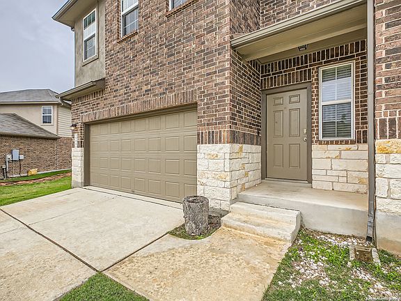 3rd image of 2222 FLINTSHIRE DR