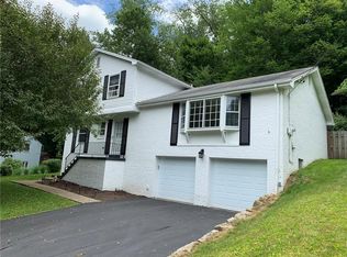 559 McElheny Rd, Glenshaw, PA 15116