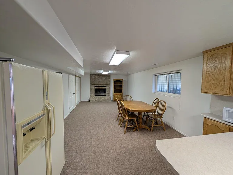 1378 W Appomattox Way — Photo 4