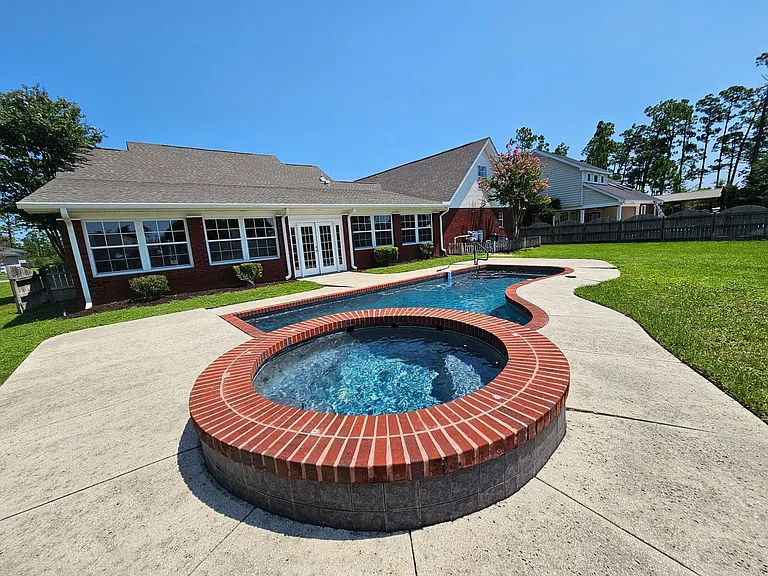 2103 Coral Dr — Photo 27