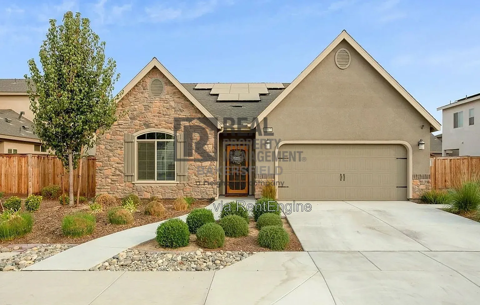 3 bed, 2.0 bath, 1746 sqft, $2,775 — Photo 1