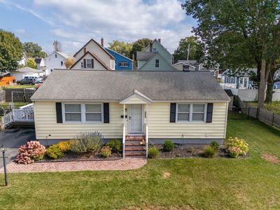 21 Twiss St, Lowell, MA, 01851