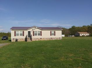 382 Healys Rd, Locust Hill, VA 23092