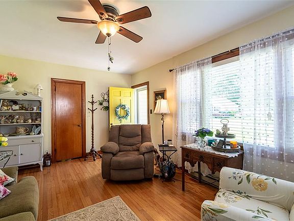 5th image of 2312 Ferndale Rd