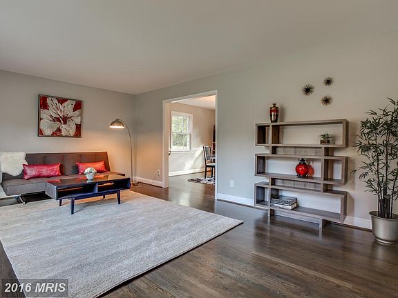 4th image of 2207 Wilkinson Pl