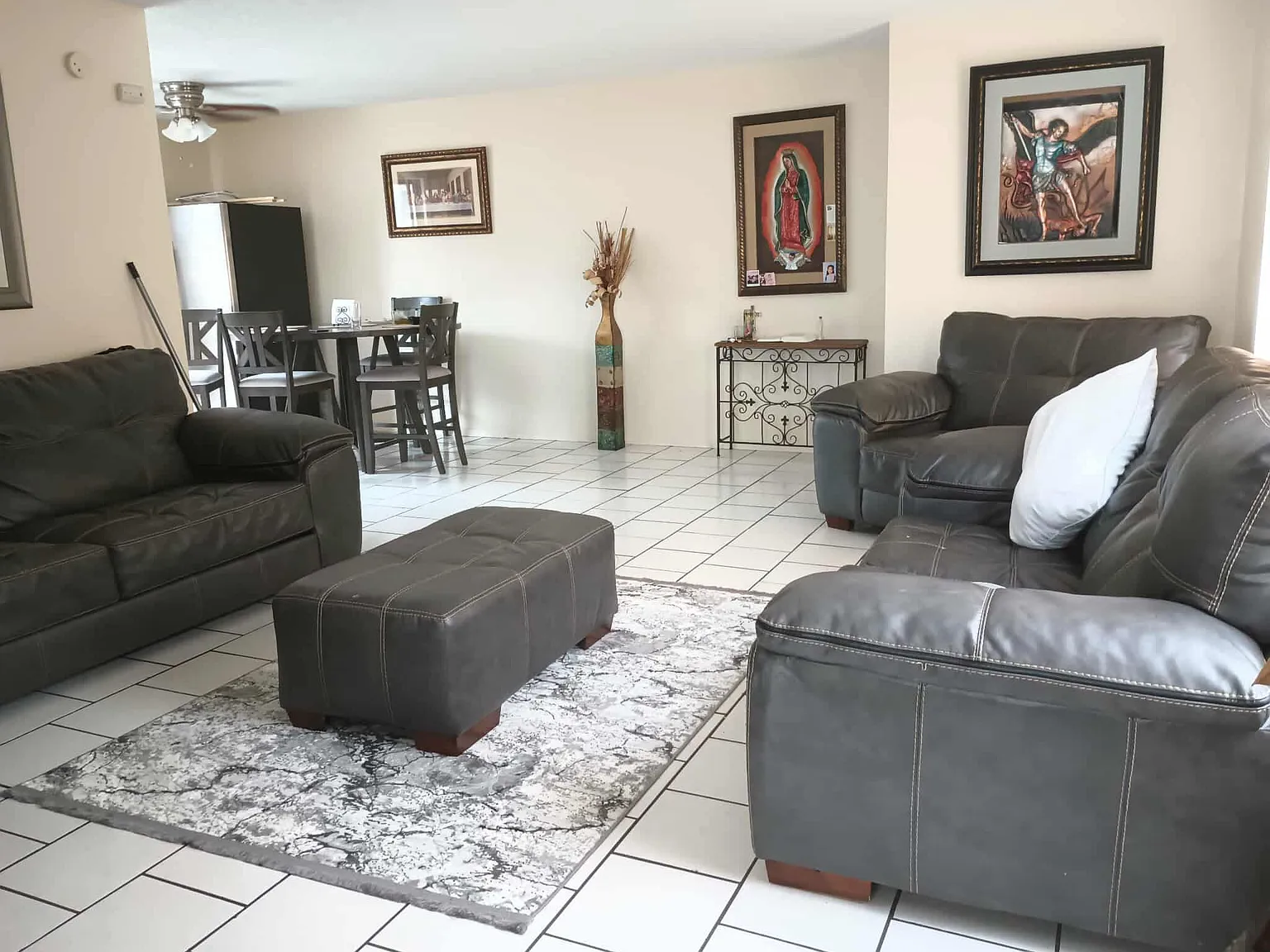 2 bed, 1000 sqft, $1,500 — Photo 2