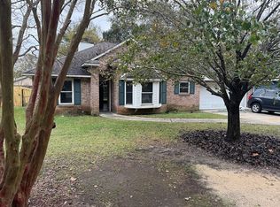 1863 Brasher Rd, Biloxi, MS 39532