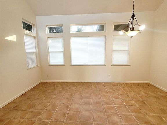 2nd image of 4224 Pinehurst Cir