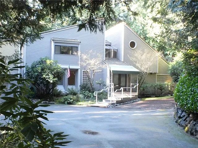 6204 71st Avenue Ct NW photo 1