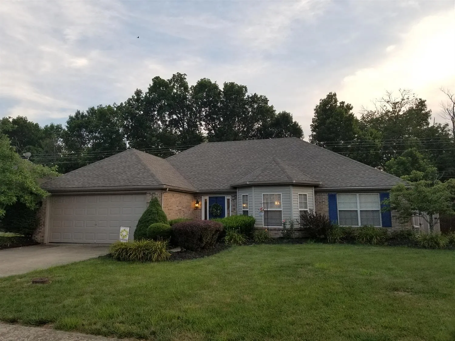 709 Harlan Dr photo 1