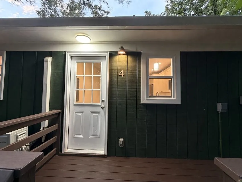 408 Old Central Rd #4
