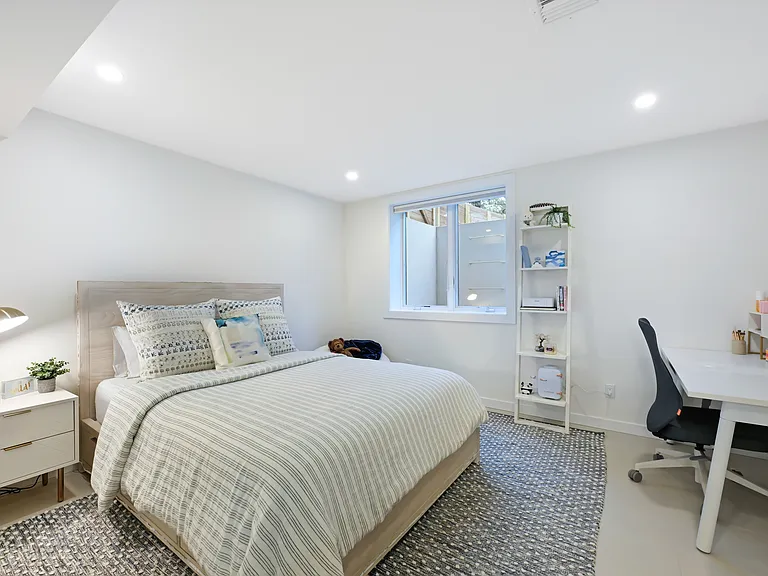 15 Margaret Dr — Photo 15