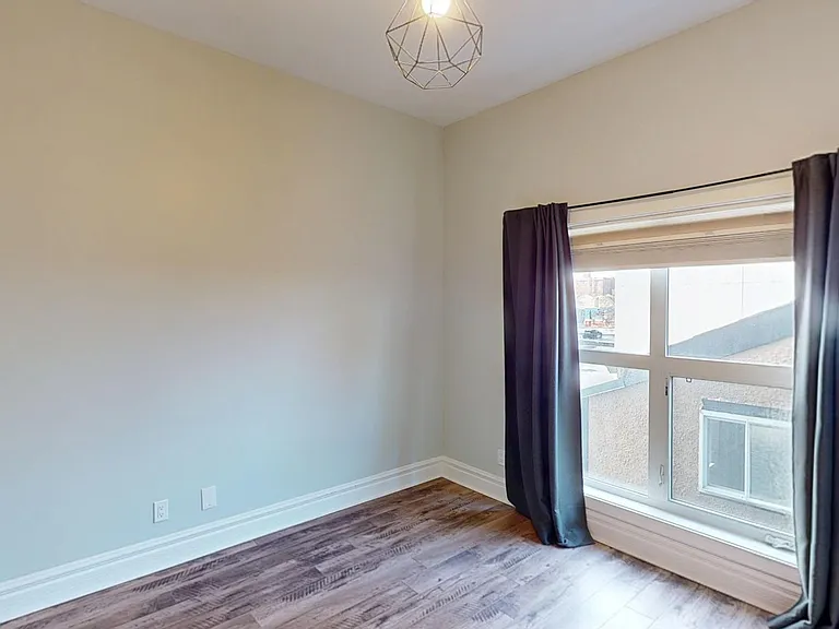 605 15th Ave SW #20 — Photo 17