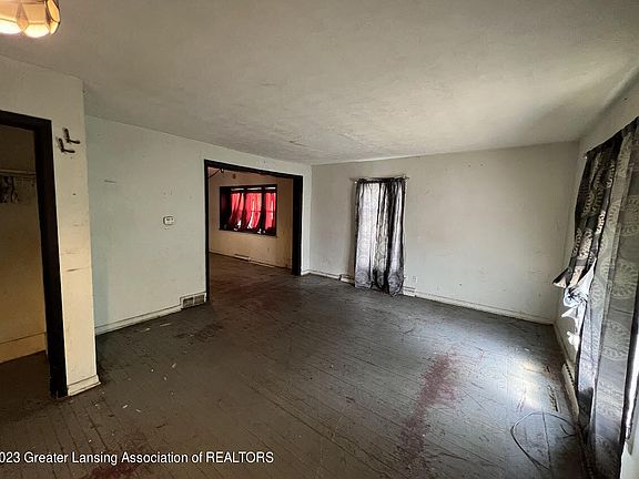 2nd image of 1017 N Pennsylvania Ave