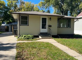 620 13th St SW, Willmar, MN 56201