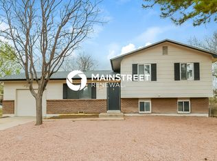 1430 Luna Vista St, Colorado Springs, CO 80911