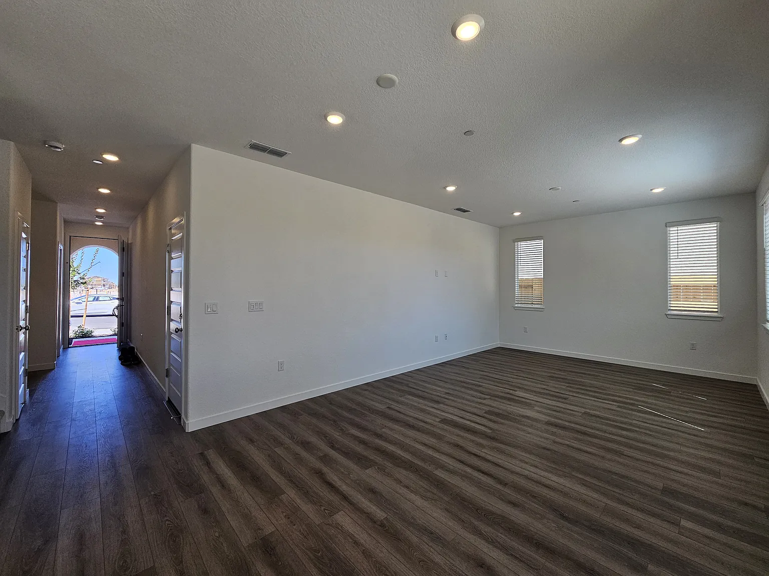 3569 Vestland Way — Photo 2