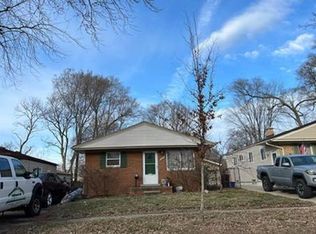 8931 Beatrice St Livonia MI 48150 Zillow