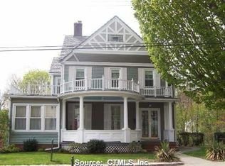 25 Pleasant St, Putnam, CT 06260