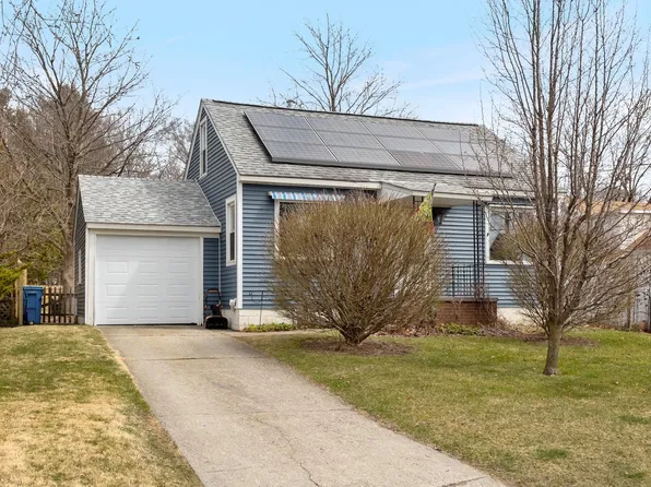 18 Stanbury Road, Burlington, VT 05408