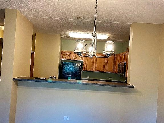 5th image of 390 W Mahogany Ct Unit 303