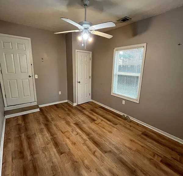 6044 Cordova Rd — Photo 16