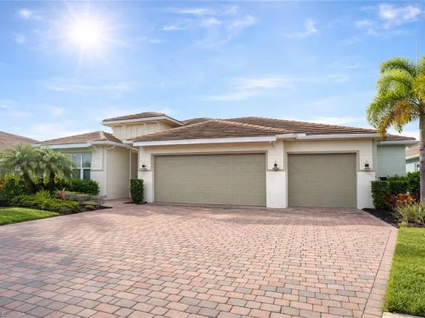 14715 Kelson Cir, Naples, FL 34114