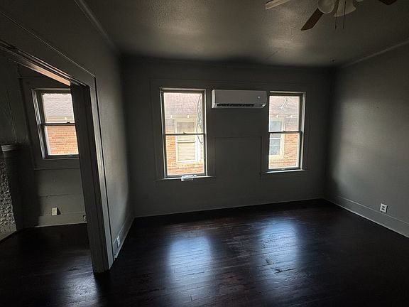 3rd image of 260 Prospect St Unit 1