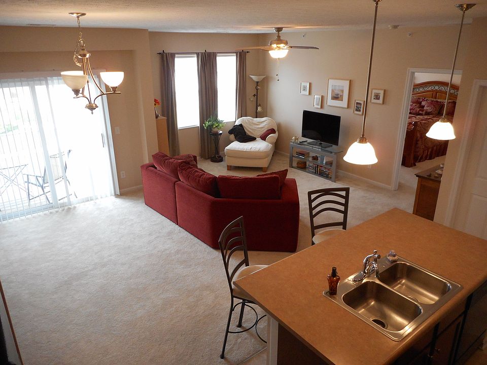 1st image of 9370 Stoneybrooke #13-H