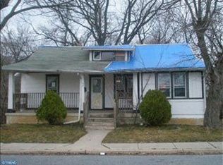 43 W Hodges Ave, Lawnside, NJ 08045