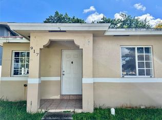 917 SW 8th Pl, Florida City, FL 33034