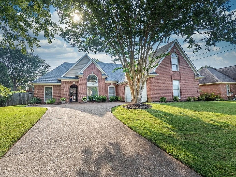 1st image of 406 Mysen Dr
