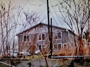 61 Quarry Ln, Meriden, CT 06451