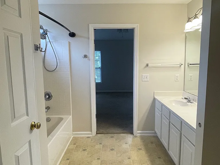 108 Arbor Oaks Dr — Photo 21