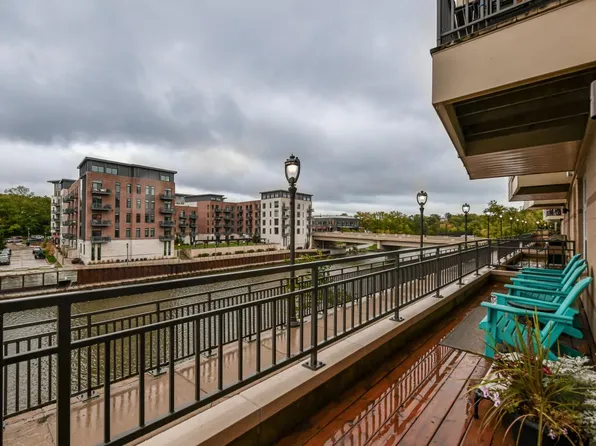 1915 North Water STREET #103, Milwaukee, WI 53202